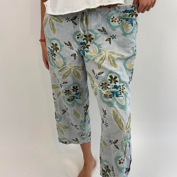 Tommy Bahama Floral Capris - Blue and Green - Picture 1 of 11